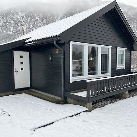 Skysstasjonen Cottages Røldal Esterno foto