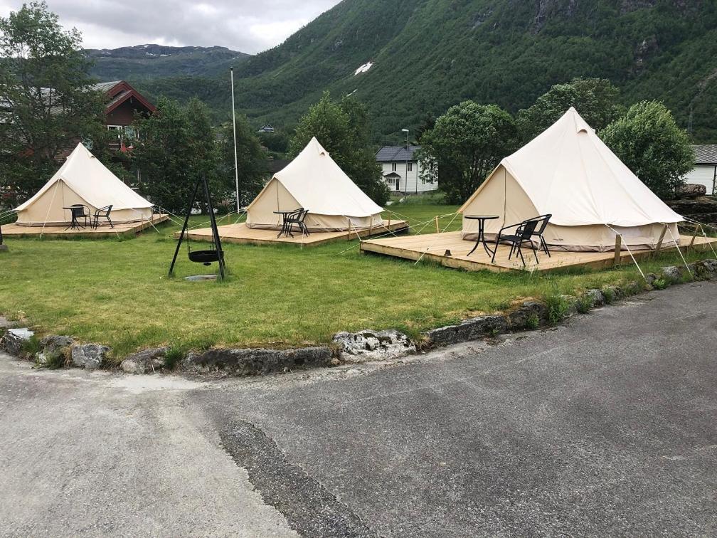 Skysstasjonen Cottages Røldal Esterno foto
