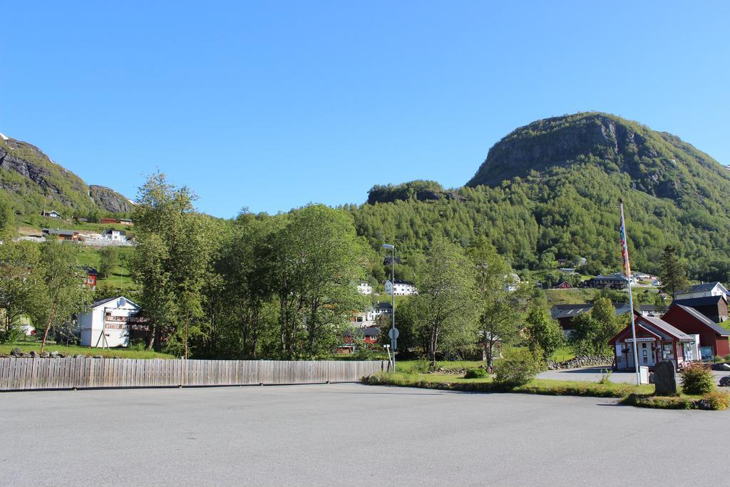 Skysstasjonen Cottages Røldal Esterno foto