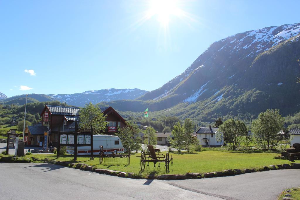 Skysstasjonen Cottages Røldal Esterno foto