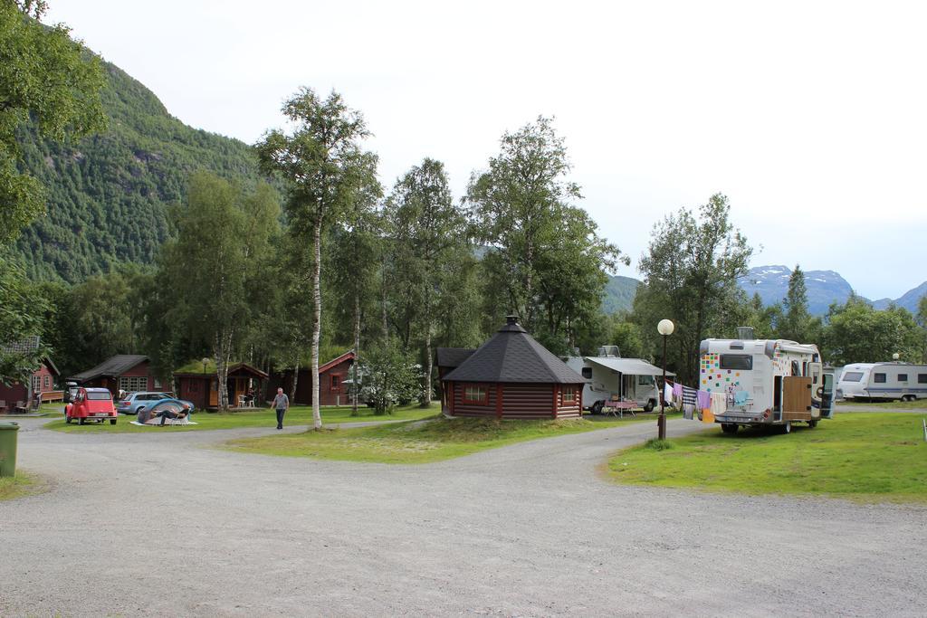 Skysstasjonen Cottages Røldal Esterno foto