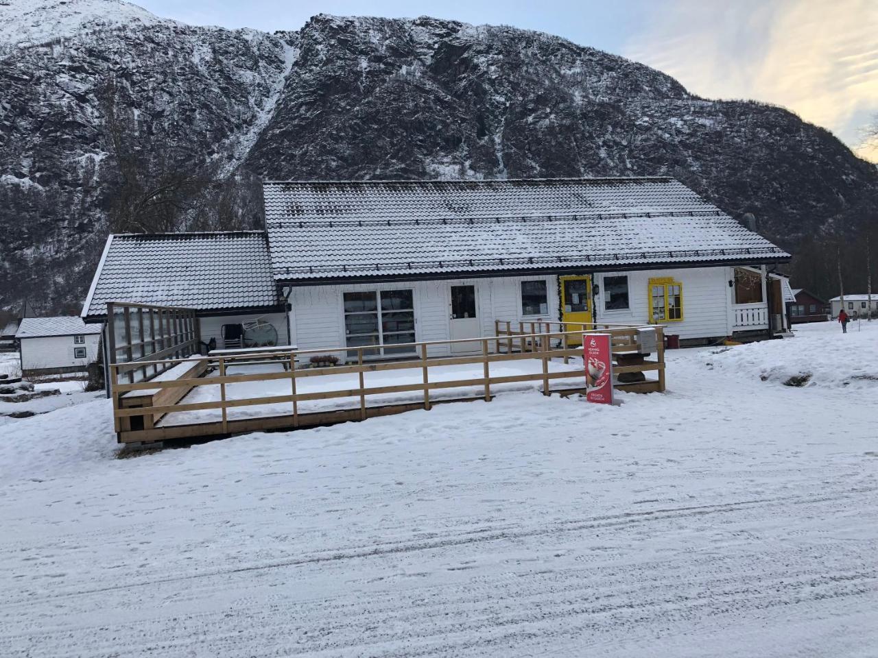 Skysstasjonen Cottages Røldal Esterno foto