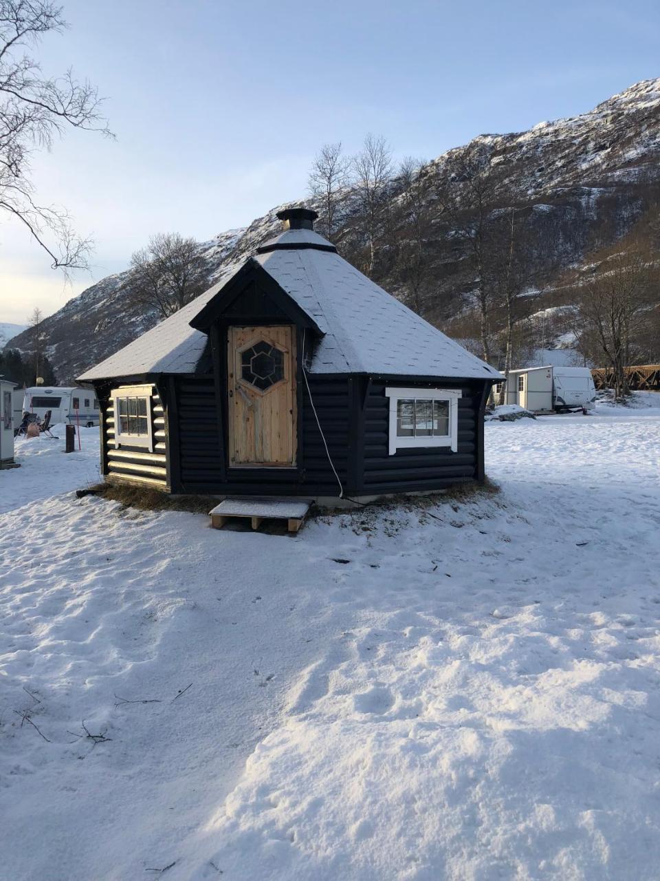 Skysstasjonen Cottages Røldal Esterno foto