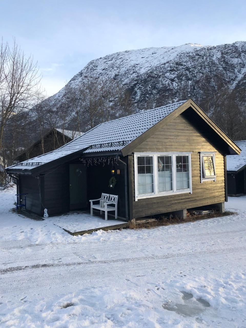 Skysstasjonen Cottages Røldal Esterno foto